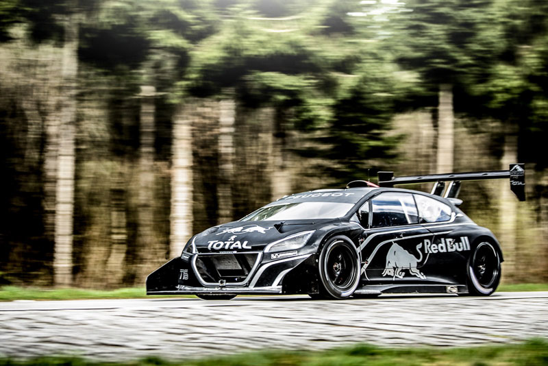 «Εξωτικές» προδιαγραφές για το Peugeot 208 T16 Pikes Peak