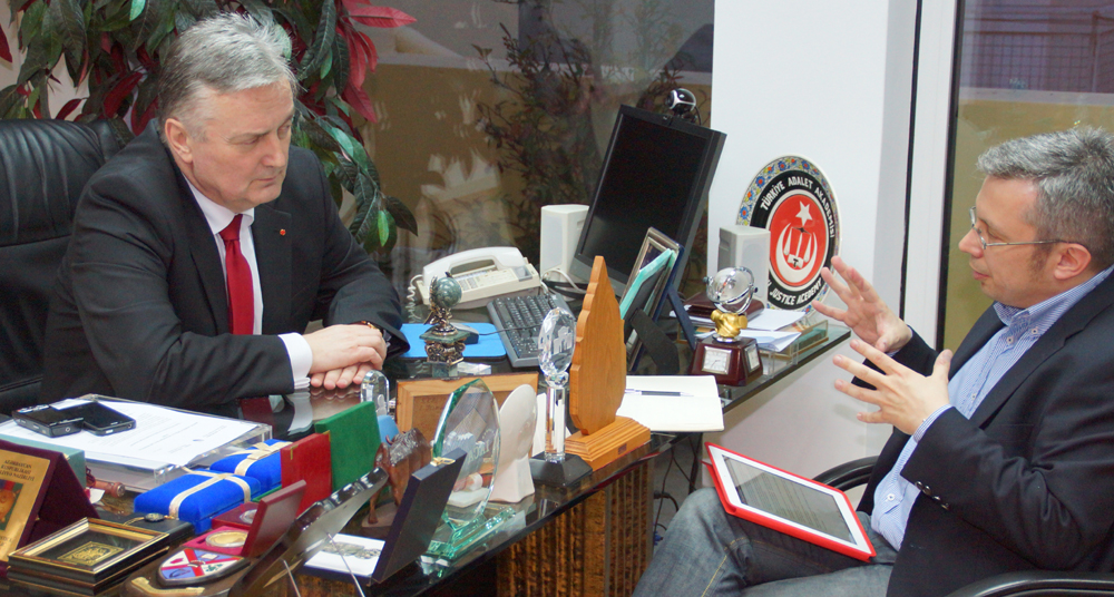 Περισσότερη ΕΕ στα Βαλκάνια ζητά ο υπουργός Εξωτερικών της Βοσνίας