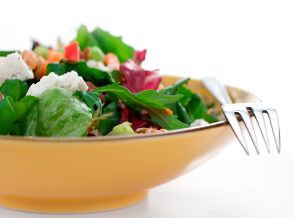 Κάντε μεσογειακή διατροφή και γλιτώστε από τις εξάψεις