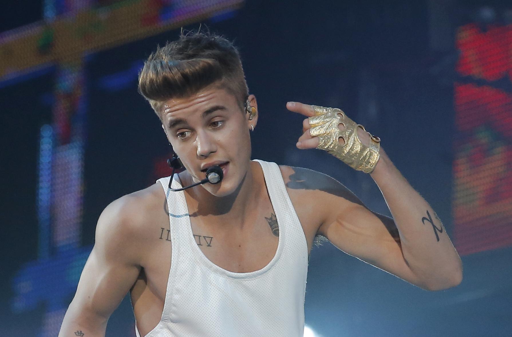 Οι τρίχες του Τζάστιν Μπίμπερ πωλούνται ακριβότερα από εκείνες αυτοκρατόρων