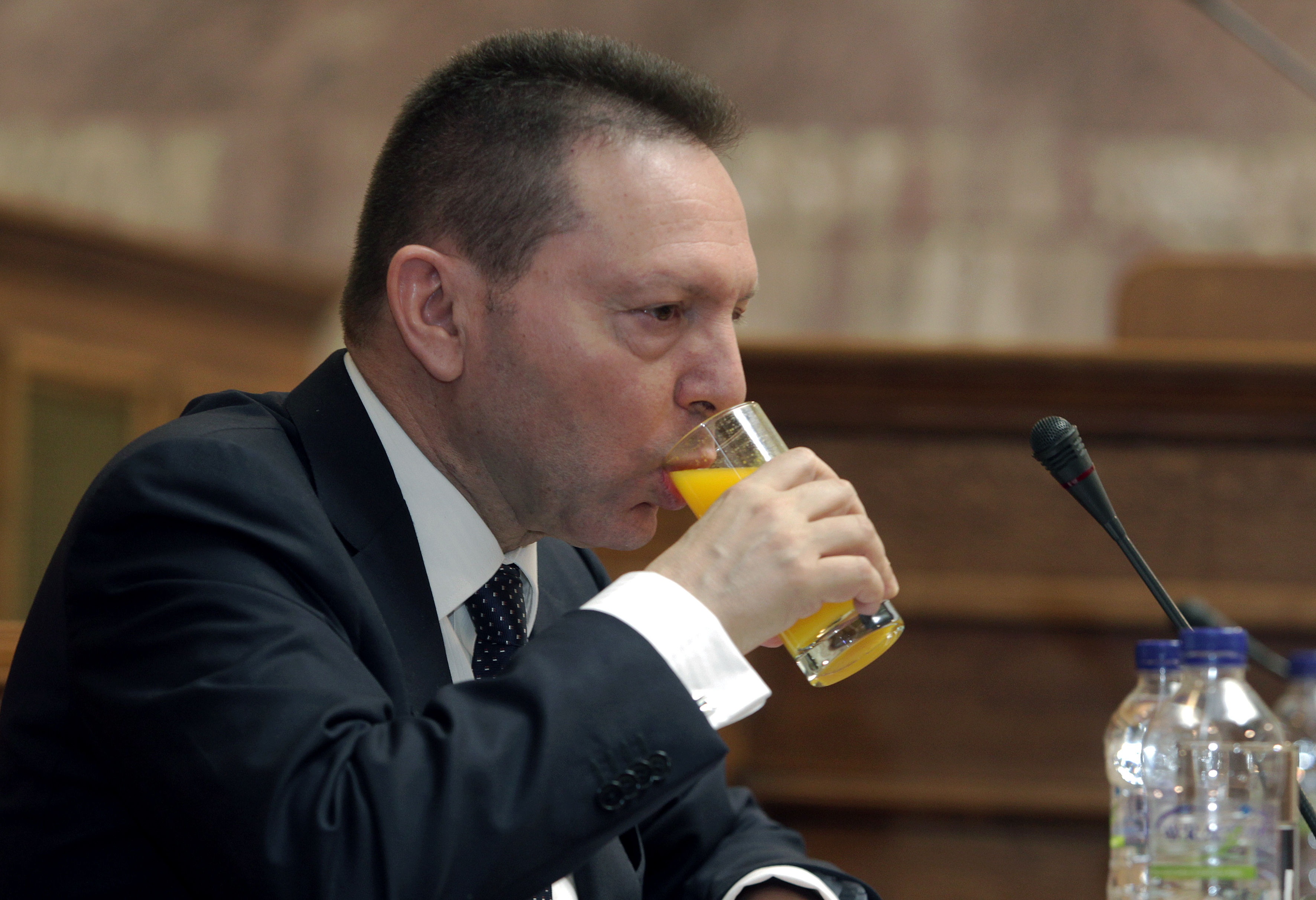 Παράθυρο εξαίρεσης από το χαράτσι για οικογένειες κάτω από το όριο της φτώχειας