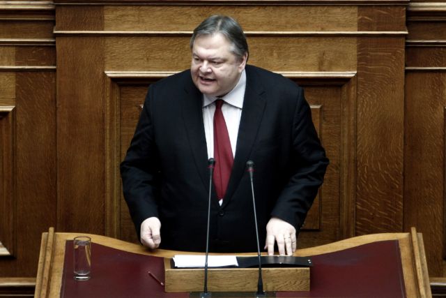 «Ενεργείτε ως εχθροί, όχι ως αντίπαλοι» λέει ο Ευ.Βενιζέλος στον ΣΥΡΙΖΑ