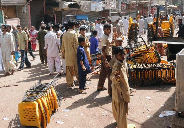 Βόμβες σε γραφεία δύο ανεξάρτητων υποψηφίων στις εκλογές του Πακιστάν