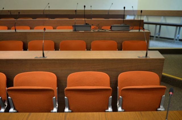 Δεν έπεισε η… διαταραχή πολλαπλής προσωπικότητας για υπεξαίρεση-μαμούθ