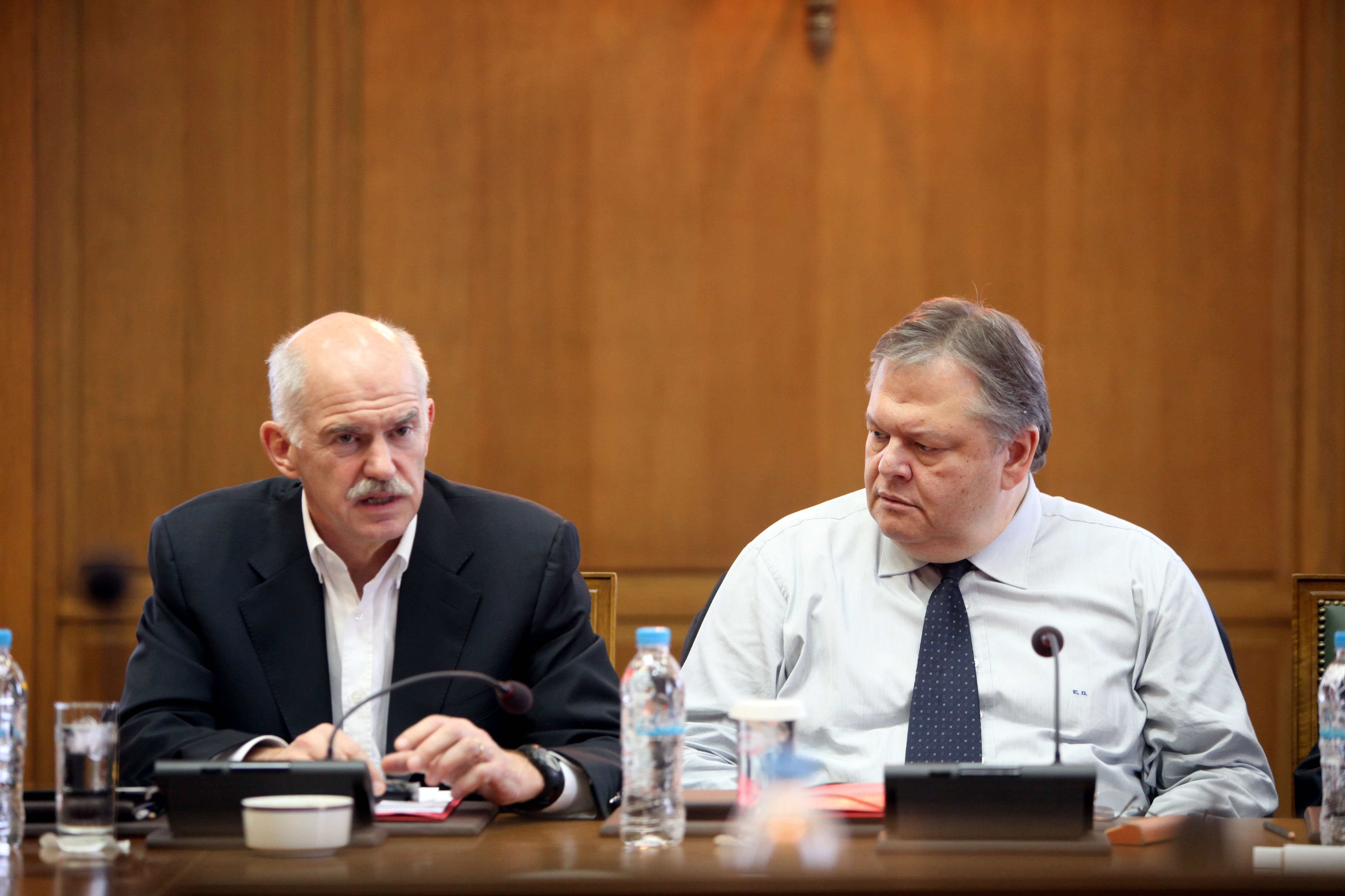 Στα άκρα οι σχέσεις Ευάγγελου Βενιζέλου και Γιώργου Παπανδρέου