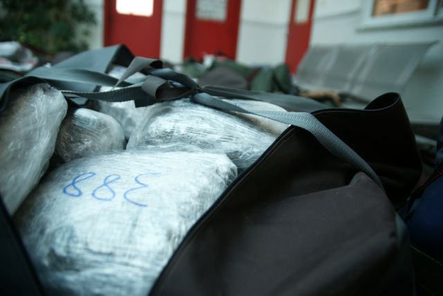 Δύο άτομα συνελήφθησαν στη Θεσσαλονίκη με 44 κιλά χασίς