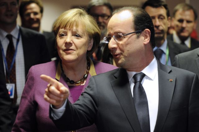 Διαψεύδει τα περί διαφωνίας με τη Μέρκελ ο Ολάντ