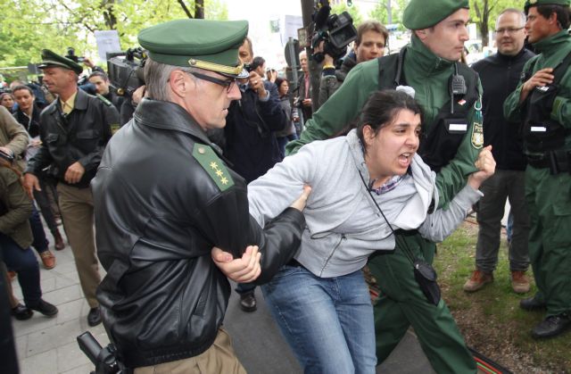 Ξεκίνησε στο Μόναχο η δίκη των νεοναζί για τις δολοφονίες μεταναστών