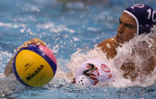 Τον… βούλιαξε μέσα στον Πειραιά, βήμα ευρώπης για Χίο