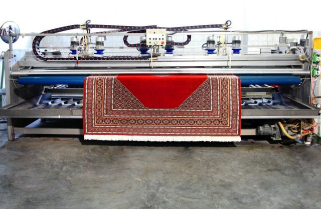 Τα μυστικά του υγρού καθαρισμού των χαλιών