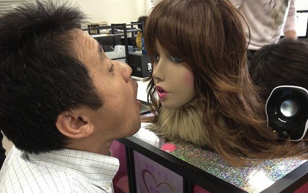 Ρομπότ με μύτη ελέγχουν την ανάσα και τα πόδια των Ιαπώνων