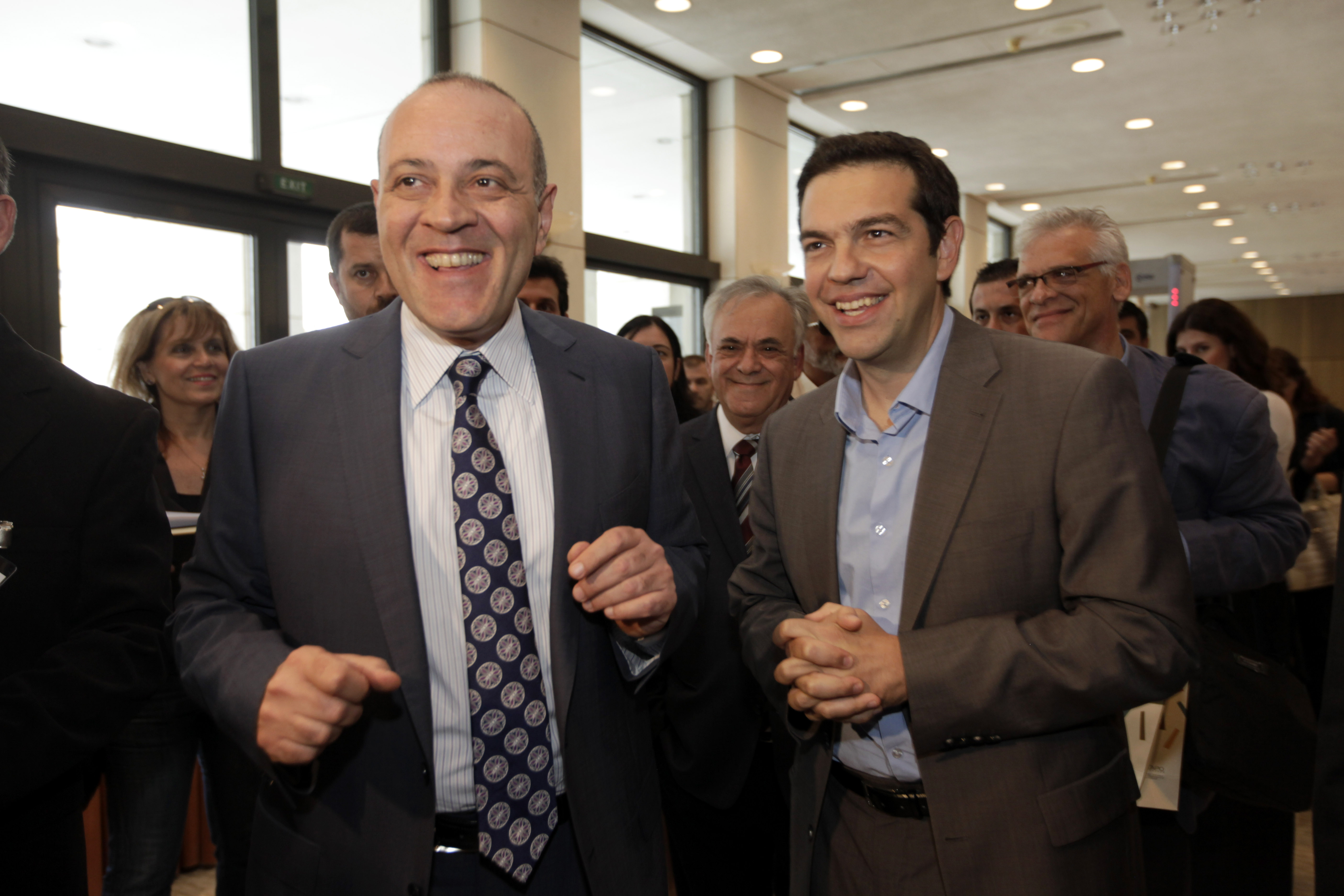 Κυβερνητικό πρόγραμμα χωρίς μνημόνιο παρουσίασε στον ΣΕΒ ο Αλ.Τσίπρας