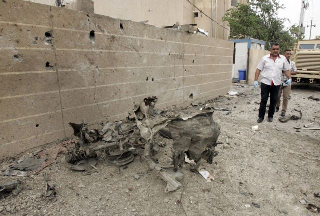 Δεκάδες νεκροί σε βομβιστικές επιθέσεις στο Ιράκ