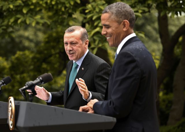 Πρέπει να ασκηθεί πίεση κατά του Άσαντ συμφωνούν Ομπάμα και Ερντογάν