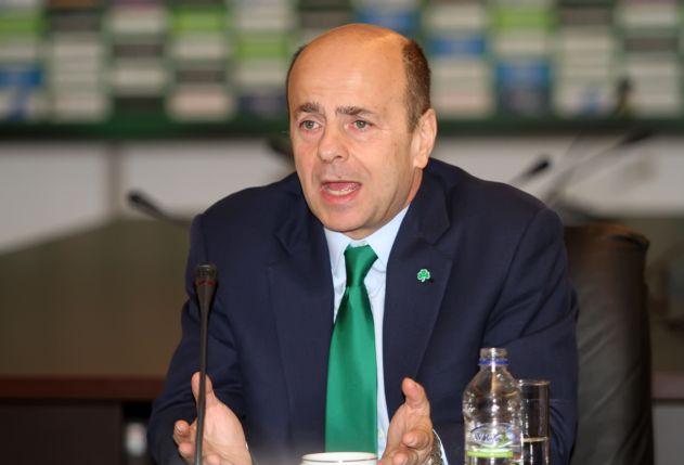 «Αν δεν θέλετε τον Νταμπίζα, φεύγω» προειδοποιεί ο Αλαφούζος