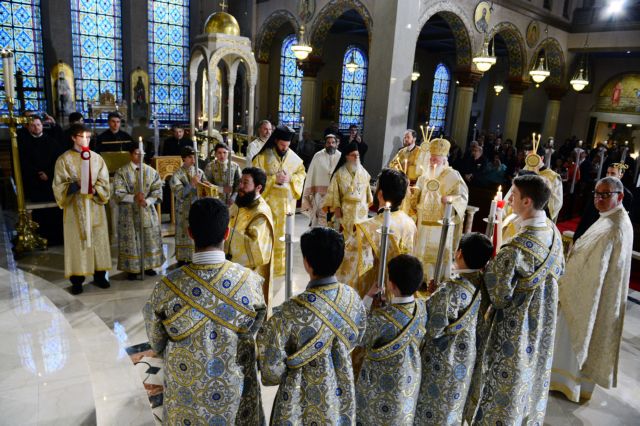 Εκατό χιλιάδες δολάρια για τα παιδιά της Ελλάδας φέρνει από τις ΗΠΑ ο Ιερώνυμος