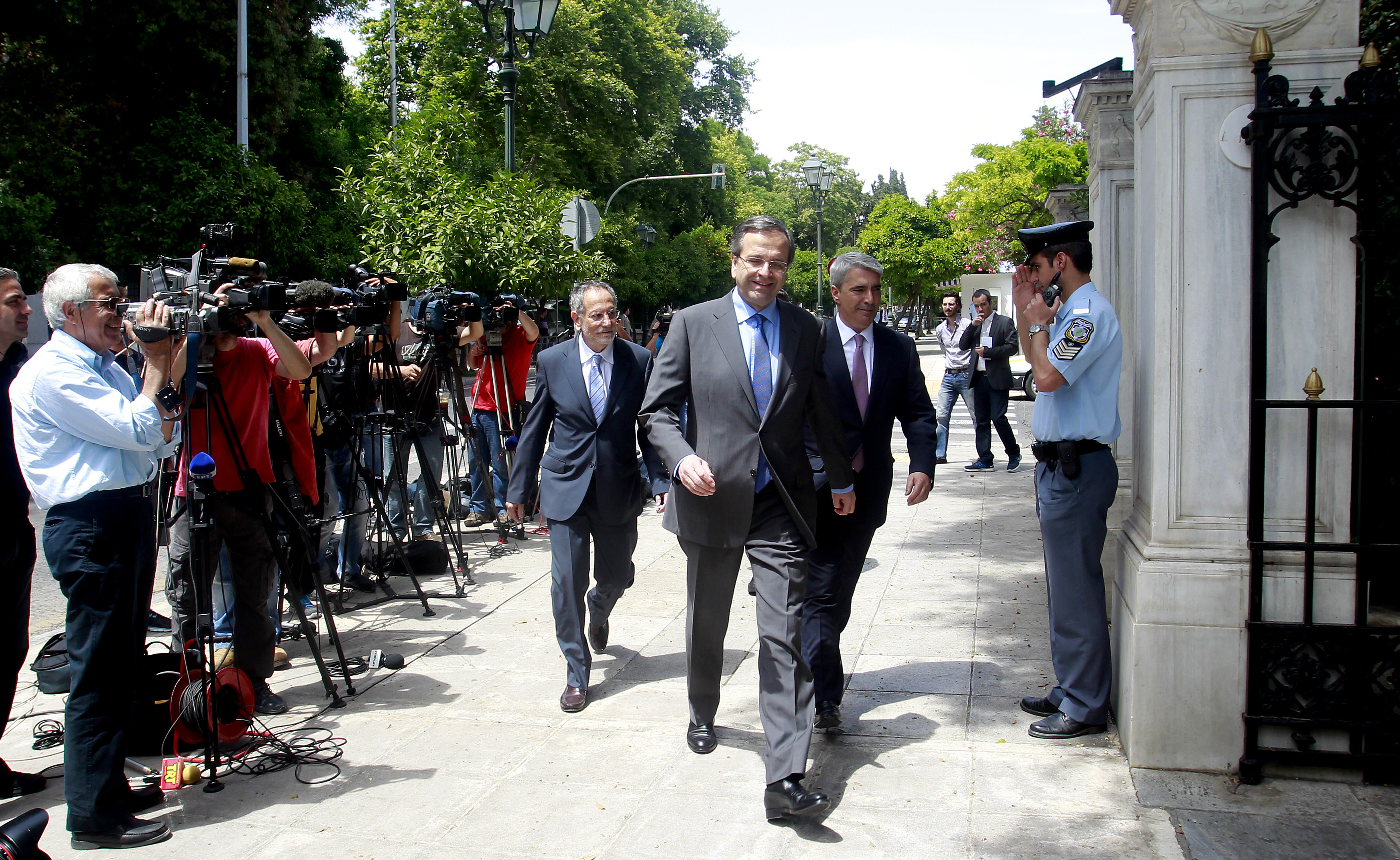 «Ευκαιρίες-εξωστρέφεια-επενδύσεις» το τρίπτυχο για έξοδο από την κρίση, λέει ο Σαμαράς