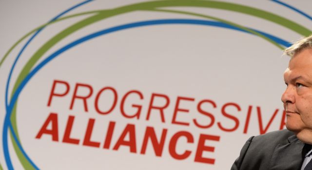 Με άδειασμα στη Σοσιαλιστική Διεθνή η πρεμιέρα της Προοδευτικής Συμμαχίας