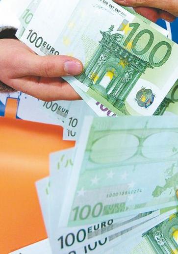 Είκοσι άτομα συνελήφθησαν στην Αττική για χρέη προς το δημόσιο