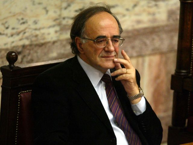 Σε κίνδυνο η κοινωνική συνοχή από την ακραία φτώχεια, προειδοποιεί ο Γ.Σούρλας