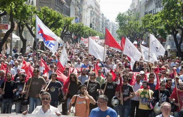 Συλλαλητήρια του ΠΑΜΕ για τις συλλογικές συμβάσεις σε διάφορες πόλεις