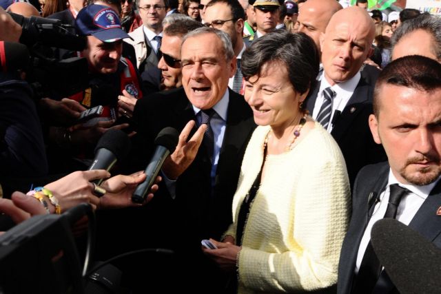 Με παραίτηση προειδοποιεί η υπουργός Παιδείας της Ιταλίας