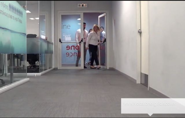 Ζητούνται 10 εργαζόμενοι που θέλουν «να ανακαλύψουν την Vodafone»