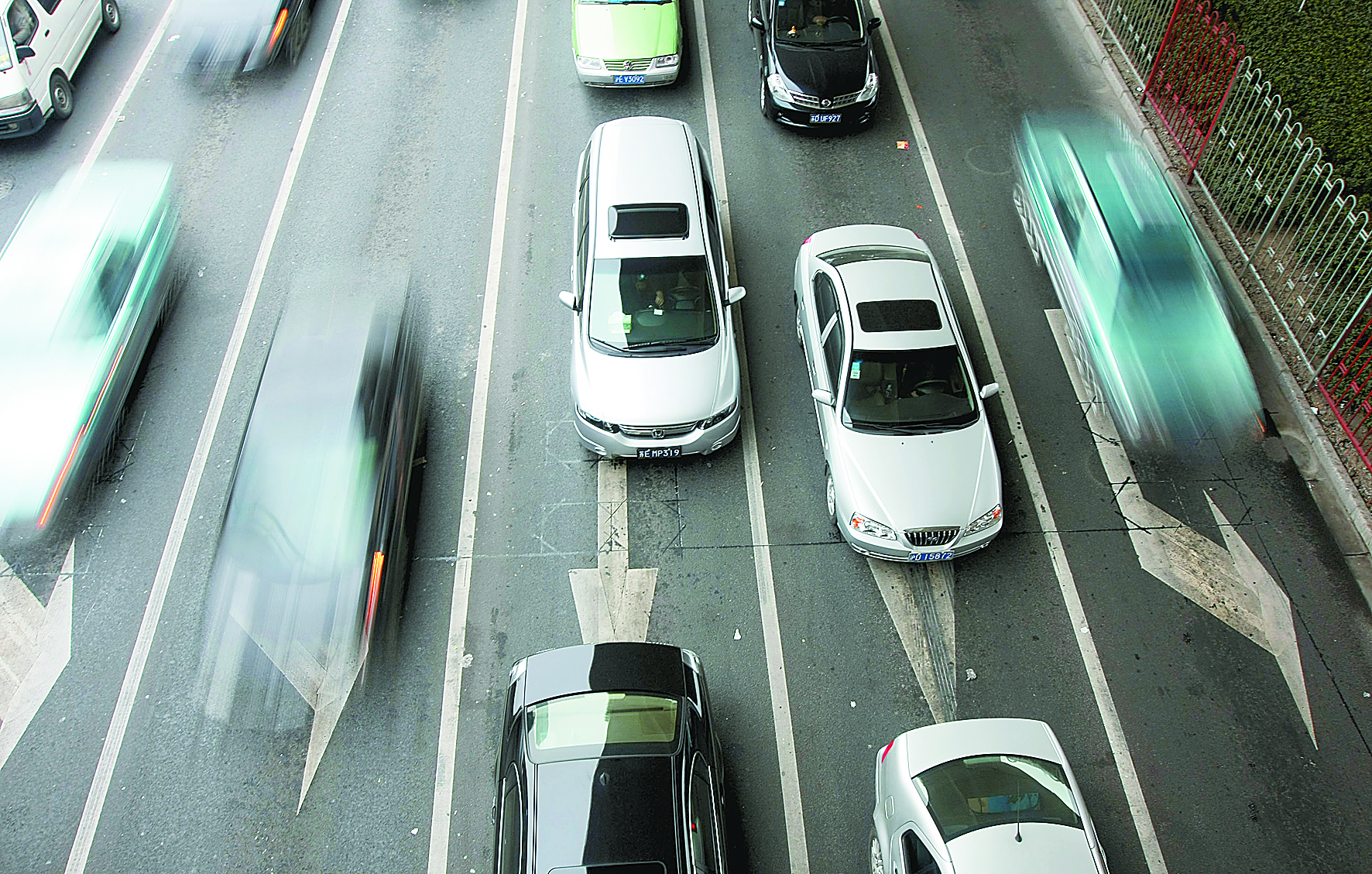 Εξαρθρώθηκε σπείρα που έκλεβε αυτοκίνητα και τα πωλούσε για ανταλλακτικά