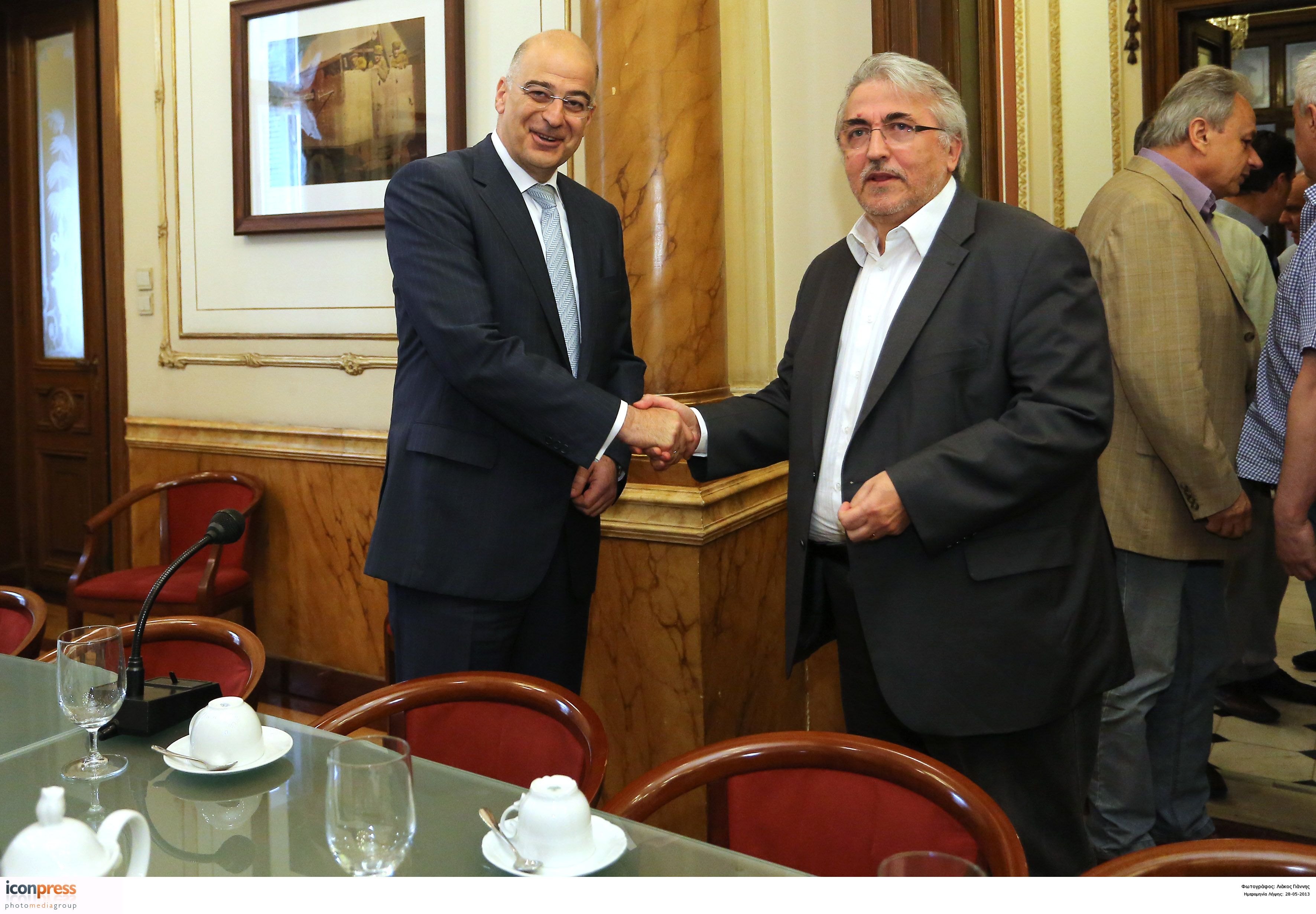 Νόμο για περιορισμό μικρών διαδηλώσεων ετοιμάζει η κυβέρνηση