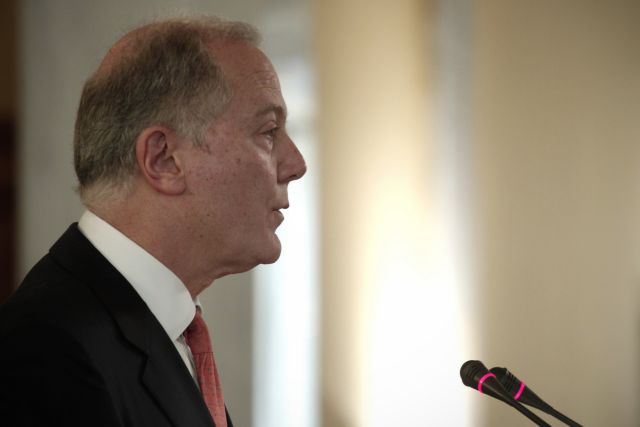 ‘Υφεση 4,6% και ανεργία 28% για το 2013 προβλέπει η ΤτΕ