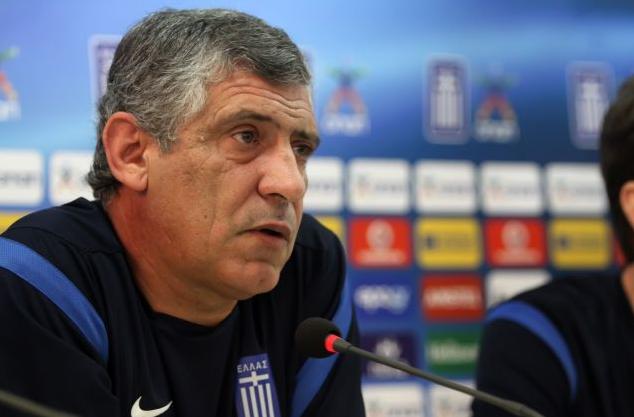 «Πονάει» στην άμυνα, διαφωνεί με τα πλέι οφ ο Σάντος…