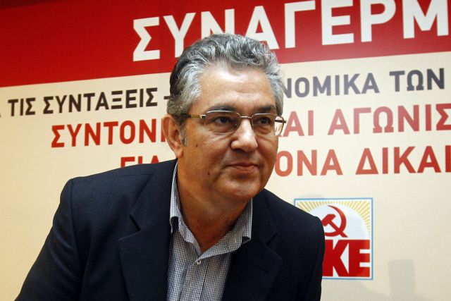 Ο ΣΥΡΙΖΑ μετεξελίσσεται σε «κακέκτυπο» του ΠΑΣΟΚ, λέει ο Δ.Κουτσούμπας
