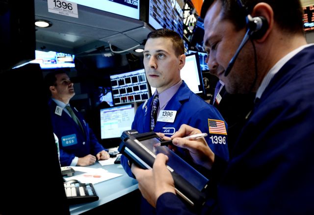 Με μεικτές τάσεις άνοιξε η εβδομάδα σε Ευρώπη και ΗΠΑ