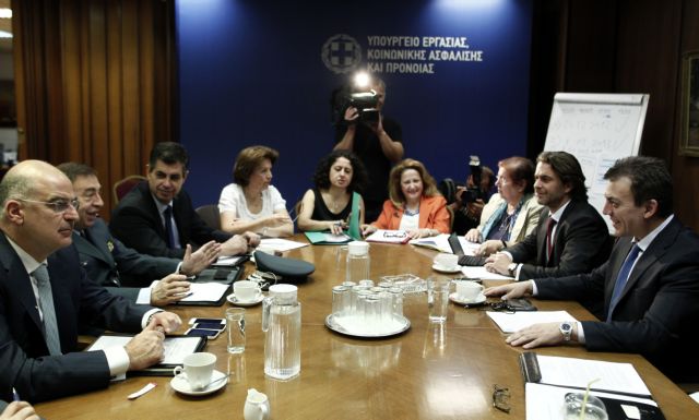 Στενή συνεργασία υπουργείων Εργασίας και Δημόσιας Τάξης για την αδήλωτη εργασία