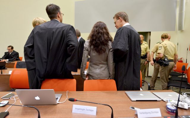 Με αποκαλύψεις συνεχίστηκε η πολύκροτη δίκη των γερμανών νεοναζί