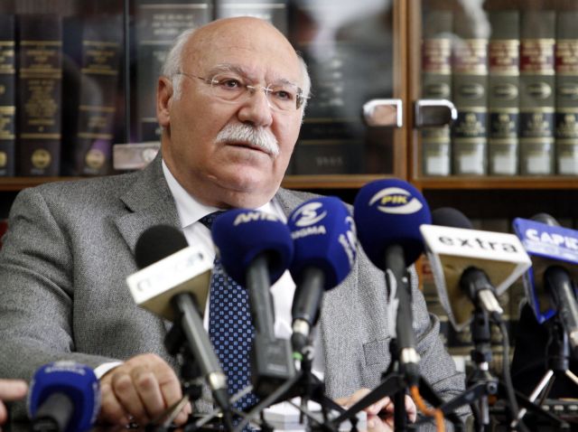 Ανακλήθηκε η άσκηση δίωξης κατά του διοικητή της Κεντρικής Τράπεζας Κύπρου