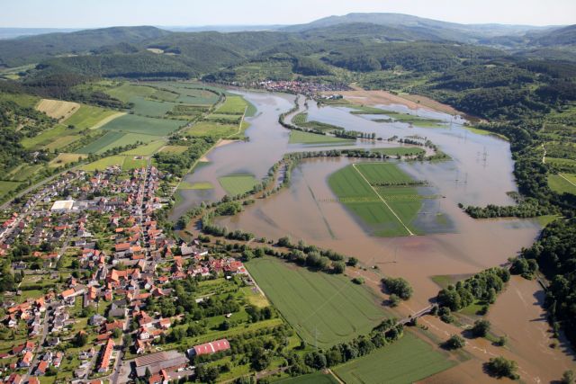 Αντιμέτωπες με τον εφιάλτη των πλημμυρών Δρέσδη και Ουγγαρία