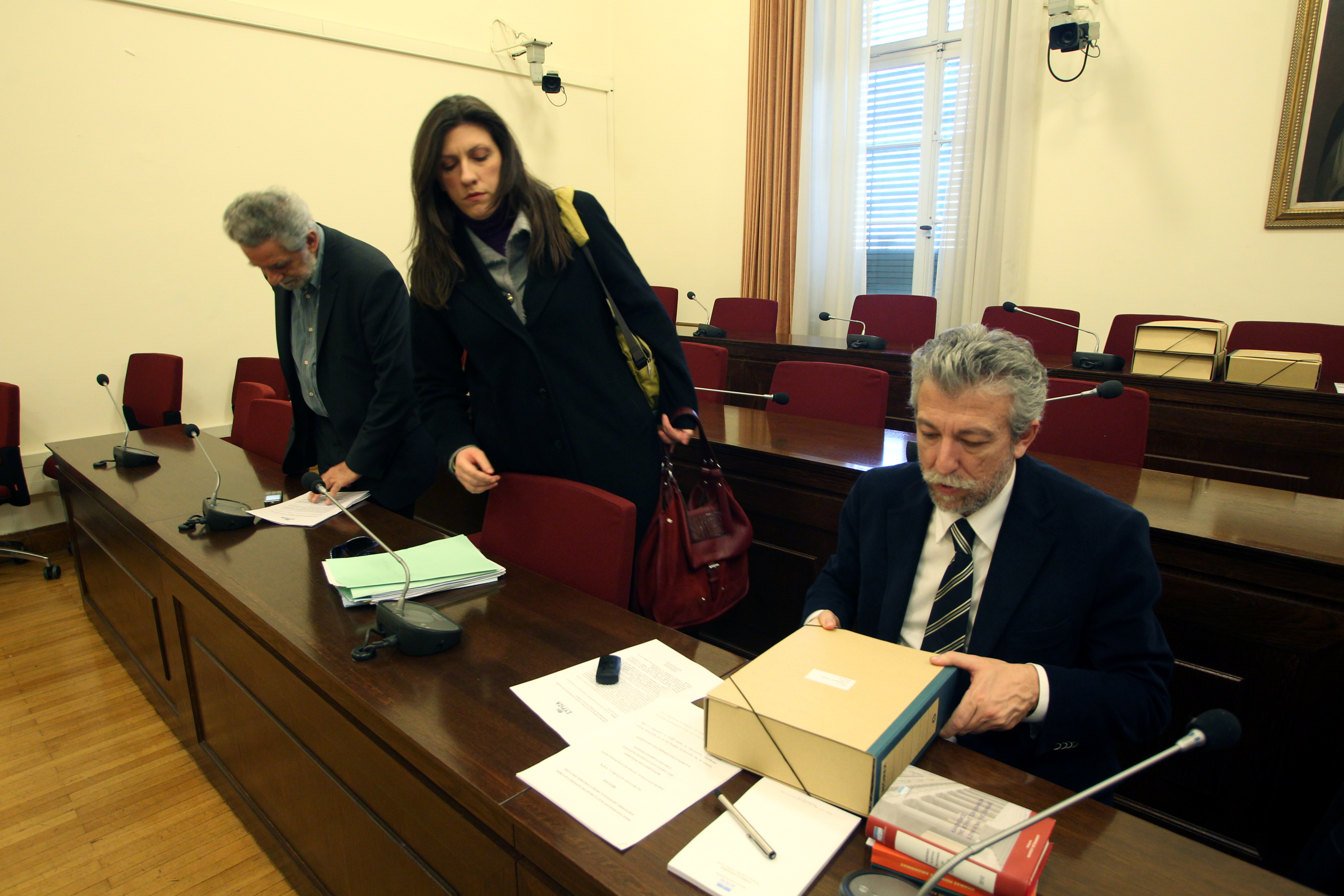 Στο Ισραήλ μέλη της Προανακριτικής για να λάβουν κατάθεση από τον Σ.Μιωνή