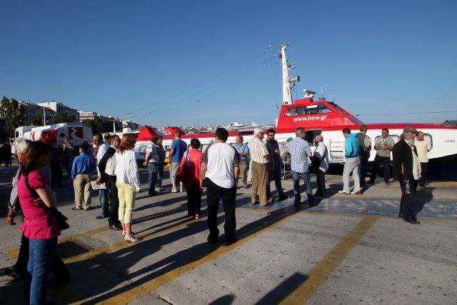 Συλλήψεις δύο ναυτεργατών στο λιμάνι της Ραφήνας