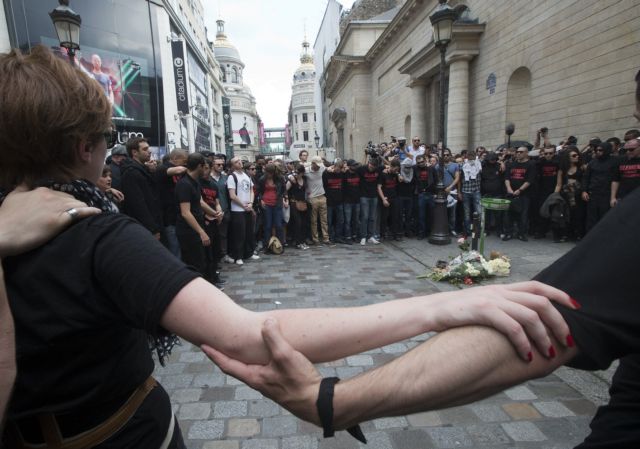 Αποφασισμένο το Παρίσι να διαλύσει τις ακροδεξιές οργανώσεις