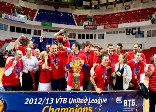 Ο Παπαλουκάς είπε «αντίο» στα γήπεδα με τίτλο