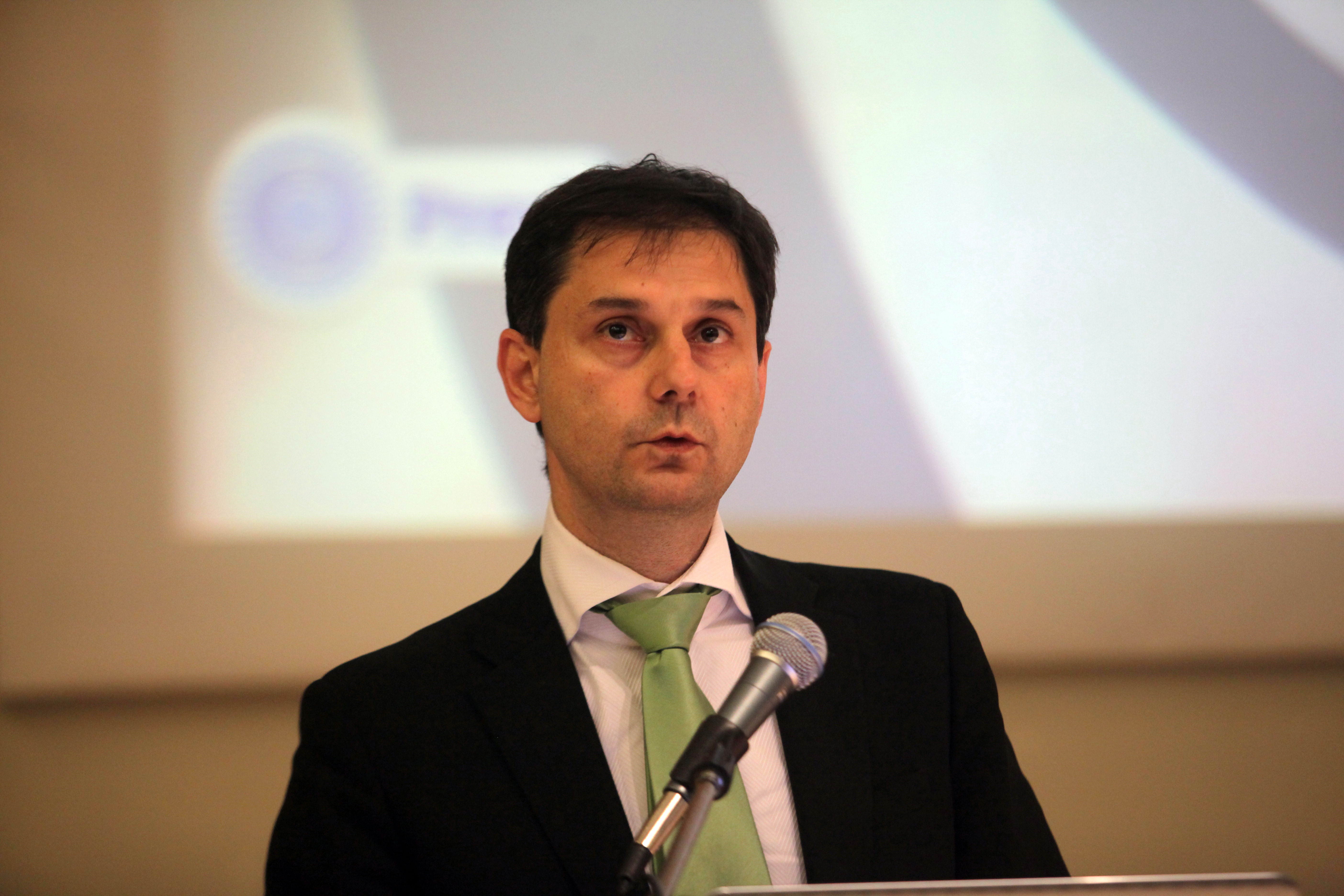 Με τον Γ.Ντάισελμπλουμ θα συναντηθεί την Τρίτη ο γγ Εσόδων Χ.Θεοχάρης