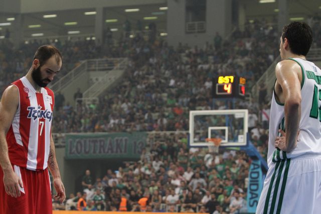 Σύλληψη οπαδών για επίθεση σε φιλάθλους πριν το ντέρμπι του ΟΑΚΑ