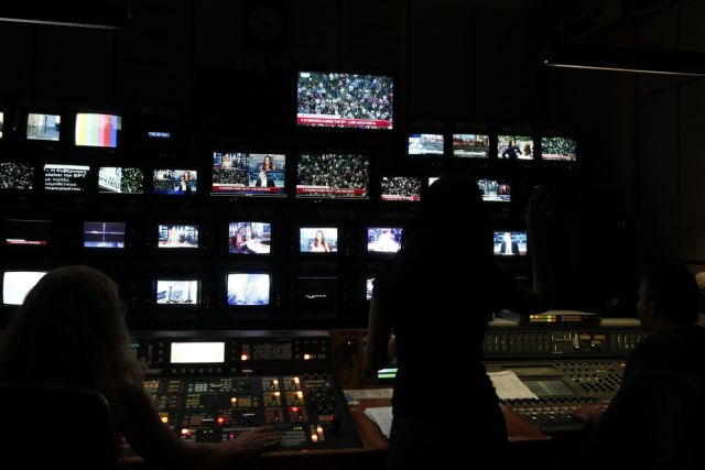 «Yποχρεωμένο να διακόψει τη μετάδοση» της ΕΡΤ δηλώνει το υπουργείο Οικονομικών