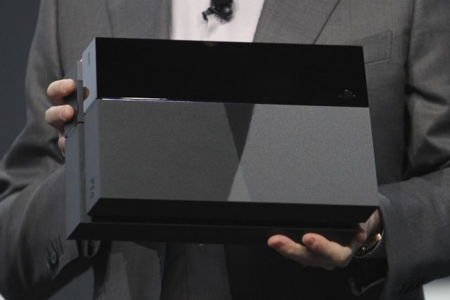 Εκατό δολάρια φθηνότερο το Sony Playstation 4 από το Microsoft Xbox One