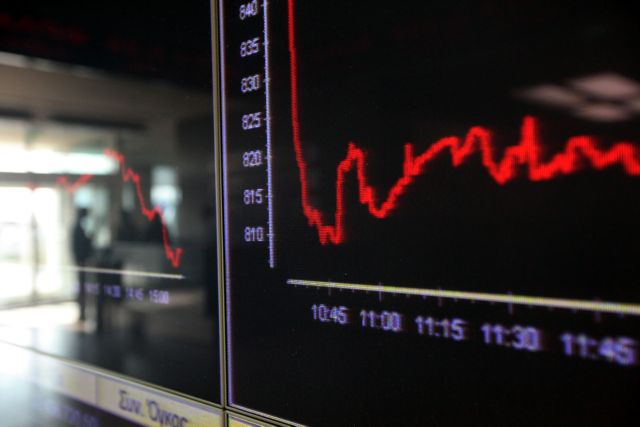 Η πολιτική αναταραχή οδηγεί σε νέα πτώση 3,21% το Χρηματιστήριο την Τετάρτη