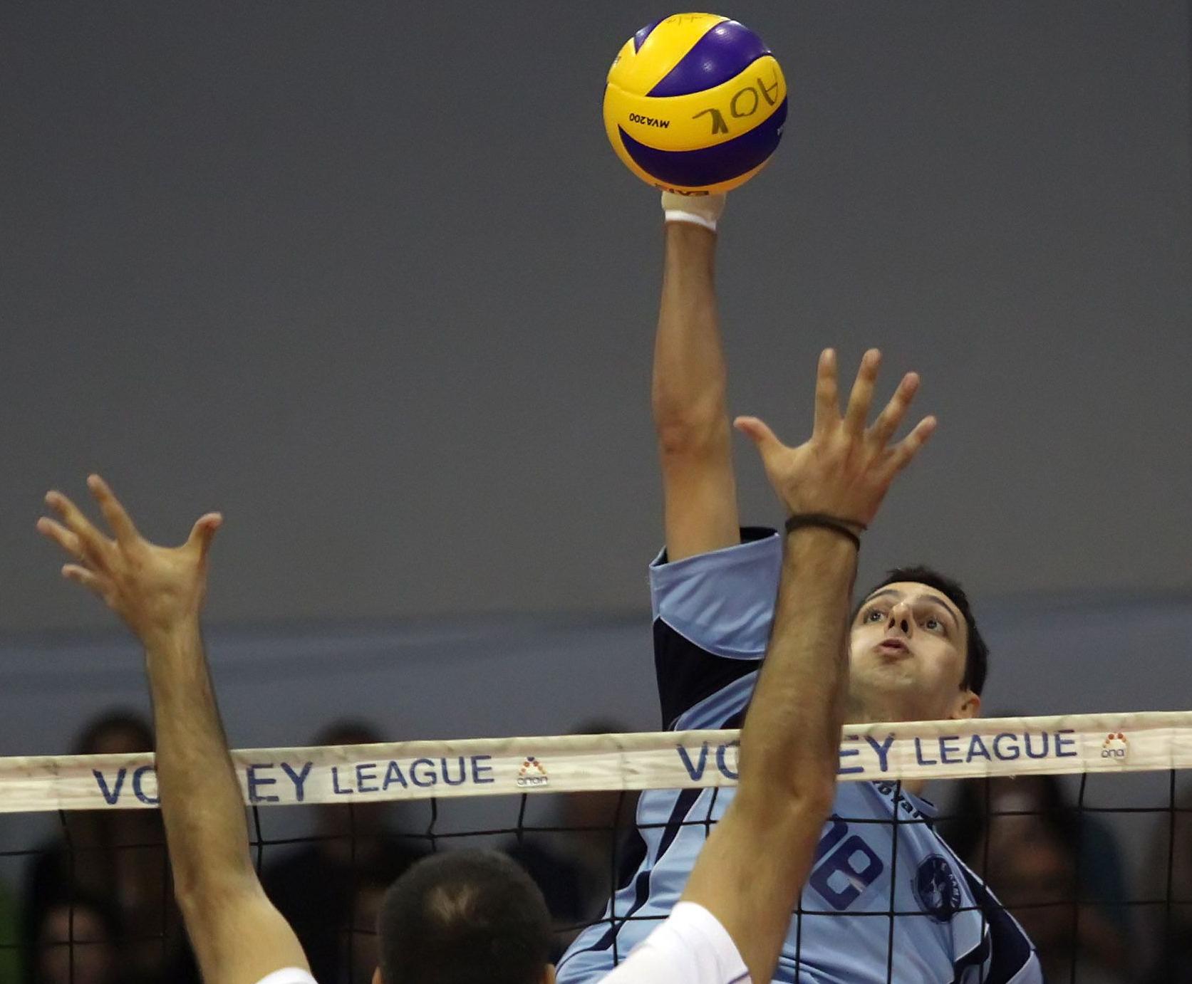 Ο Φοίνικας Σύρου ανακοίνωσε την απόκτηση του Σφενδυλάκη