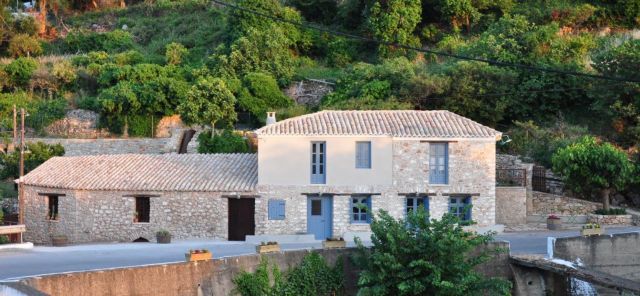 Ζωντανεύει ο παραδοσιακός νερόμυλος στην Κυπαρισσία