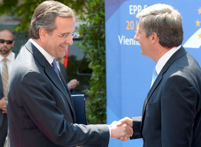 «Υπάρχει πρόοδος, απαιτείται σταθερότητα» το μήνυμα Σαμαρά από Βιέννη