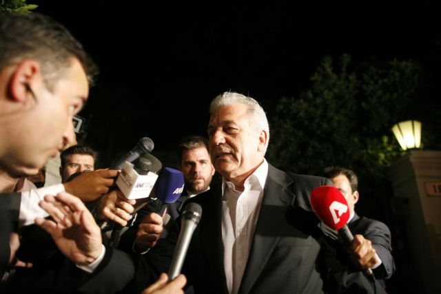 Συνεχίζουμε στο δρόμο της ευθύνης και των αλλαγών, λένε οι υπουργοί της ΝΔ